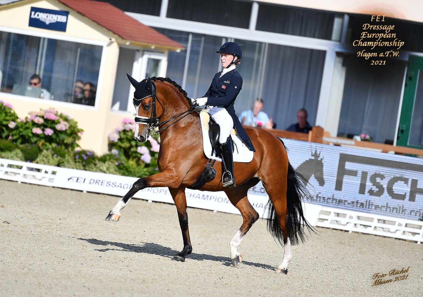 Bli med Mathilde bak scenen på Kingsland Oslo Horse show